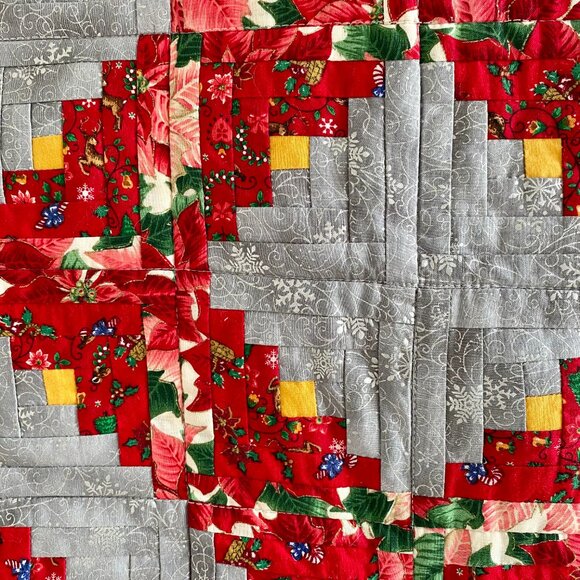 Christmas Wall Quilt - Picture 2 of 3